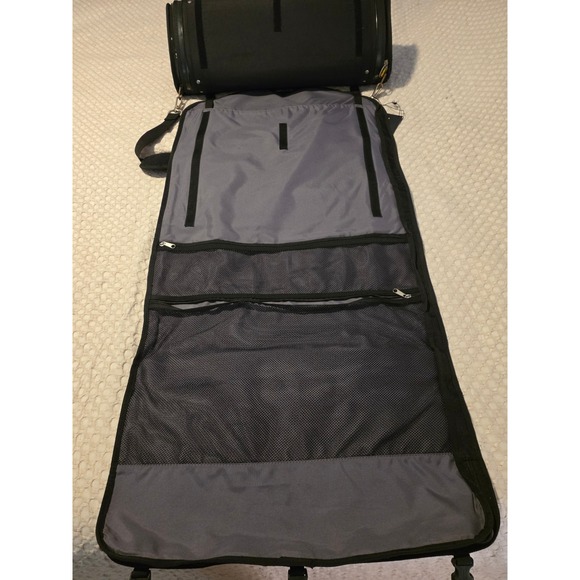 SkyRoll Roll-Up Garment Bag Mens Black Like New Carry-On Suit Travel Luggage - Picture 5 of 9